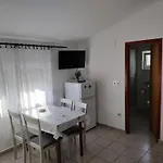 דירה Apartman Vir *
