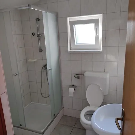 Apartman Vir *