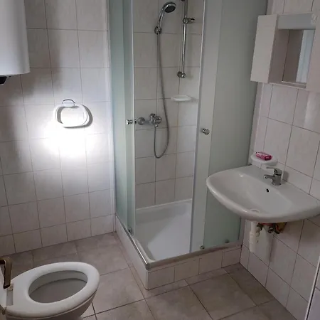 Apartman Vir Appartamento Vir