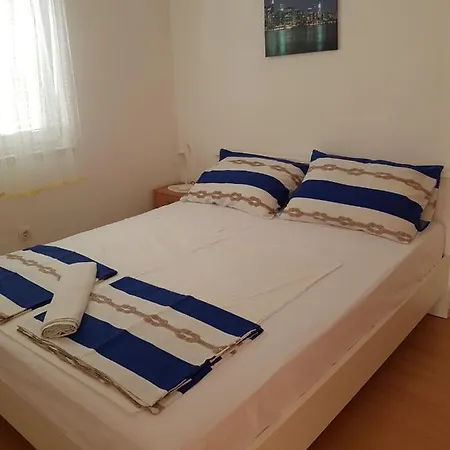 Apartment Ana