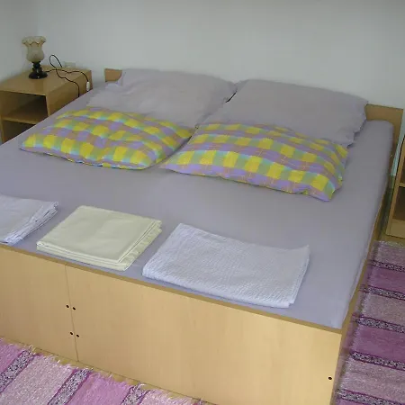 Apartman Vir * Vir